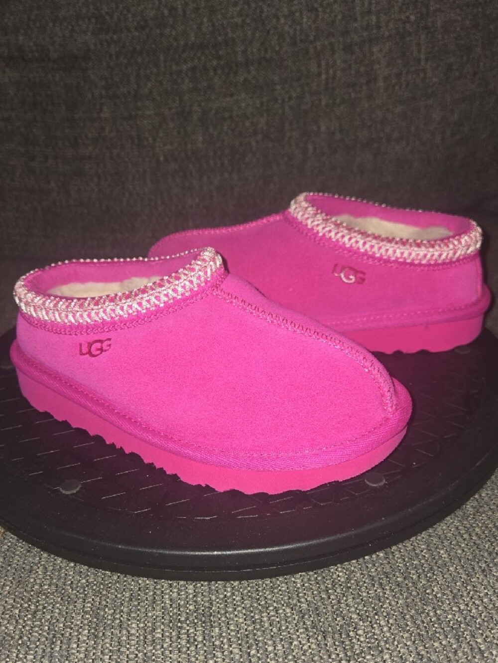 🌡UGG Kids Cozy Slip-On Fur Slippers